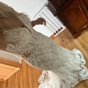 Lace Mermaid Wedding Dress in Ivory